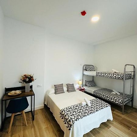 Hostel Costa-Luz Bejar 28-30 Huelva Extérieur photo