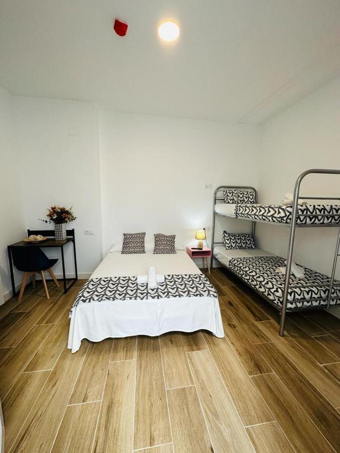 Hostel Costa-Luz Bejar 28-30 Huelva Extérieur photo