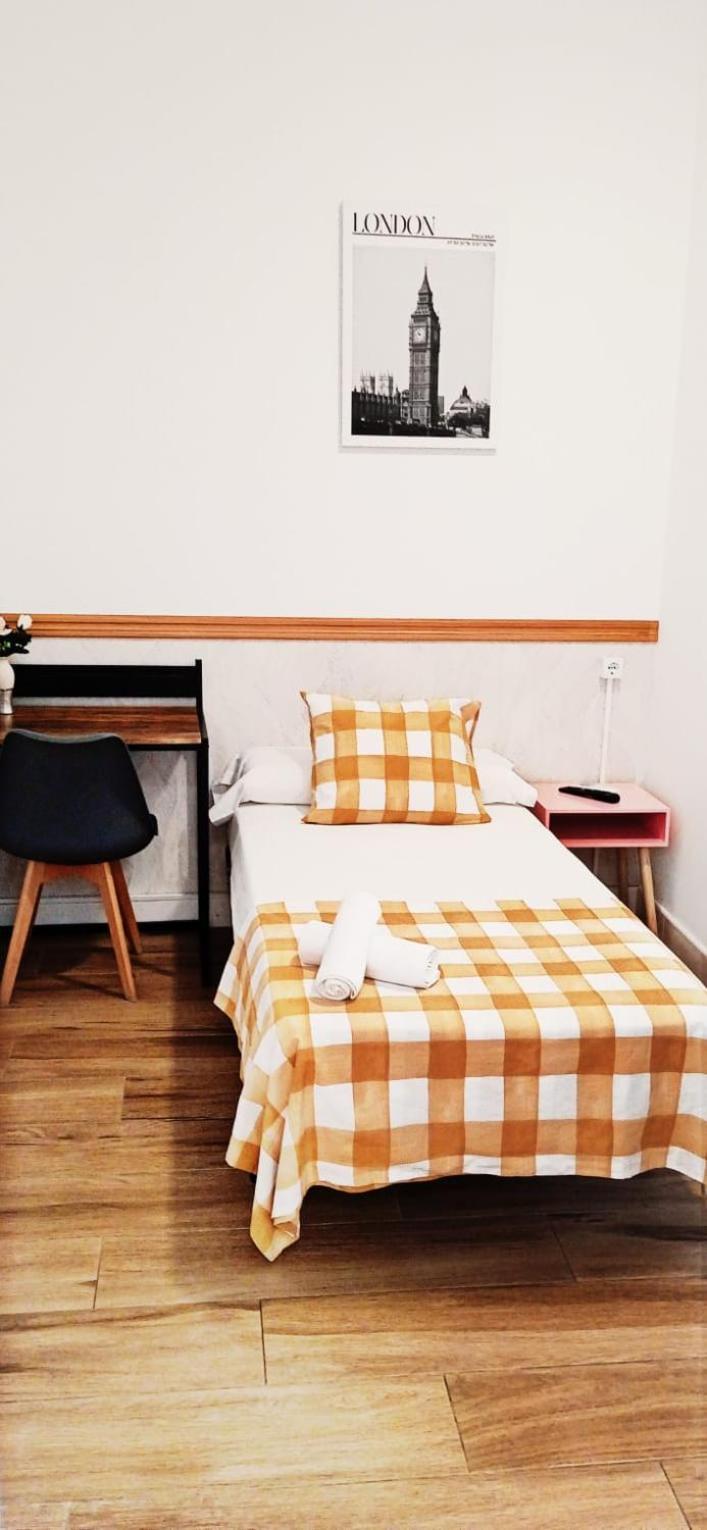 Hostel Costa-Luz Bejar 28-30 Huelva Extérieur photo